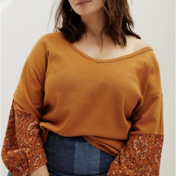 By Anthropologie Annette Top with Floral Bubble Sleeves - Picture 2 of 12